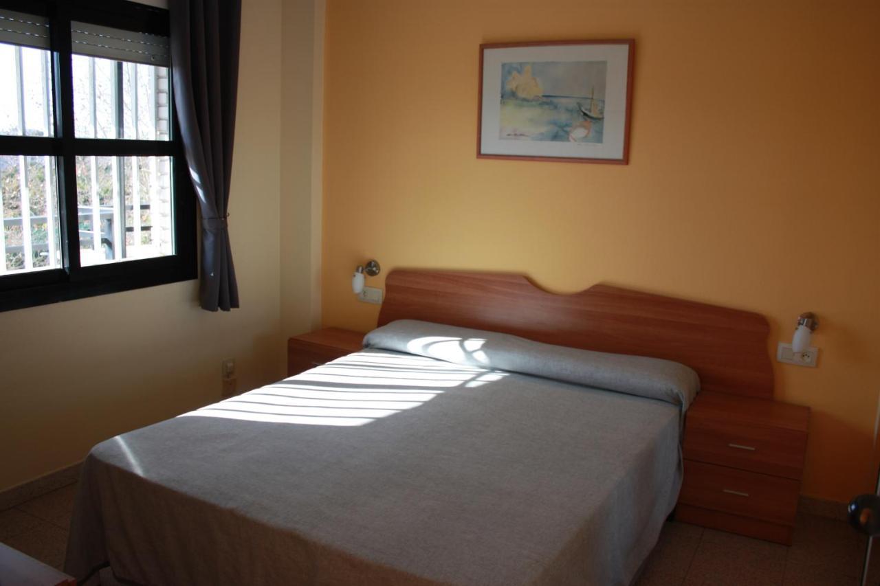 Apartamentos Aventura Салоу Екстериор снимка