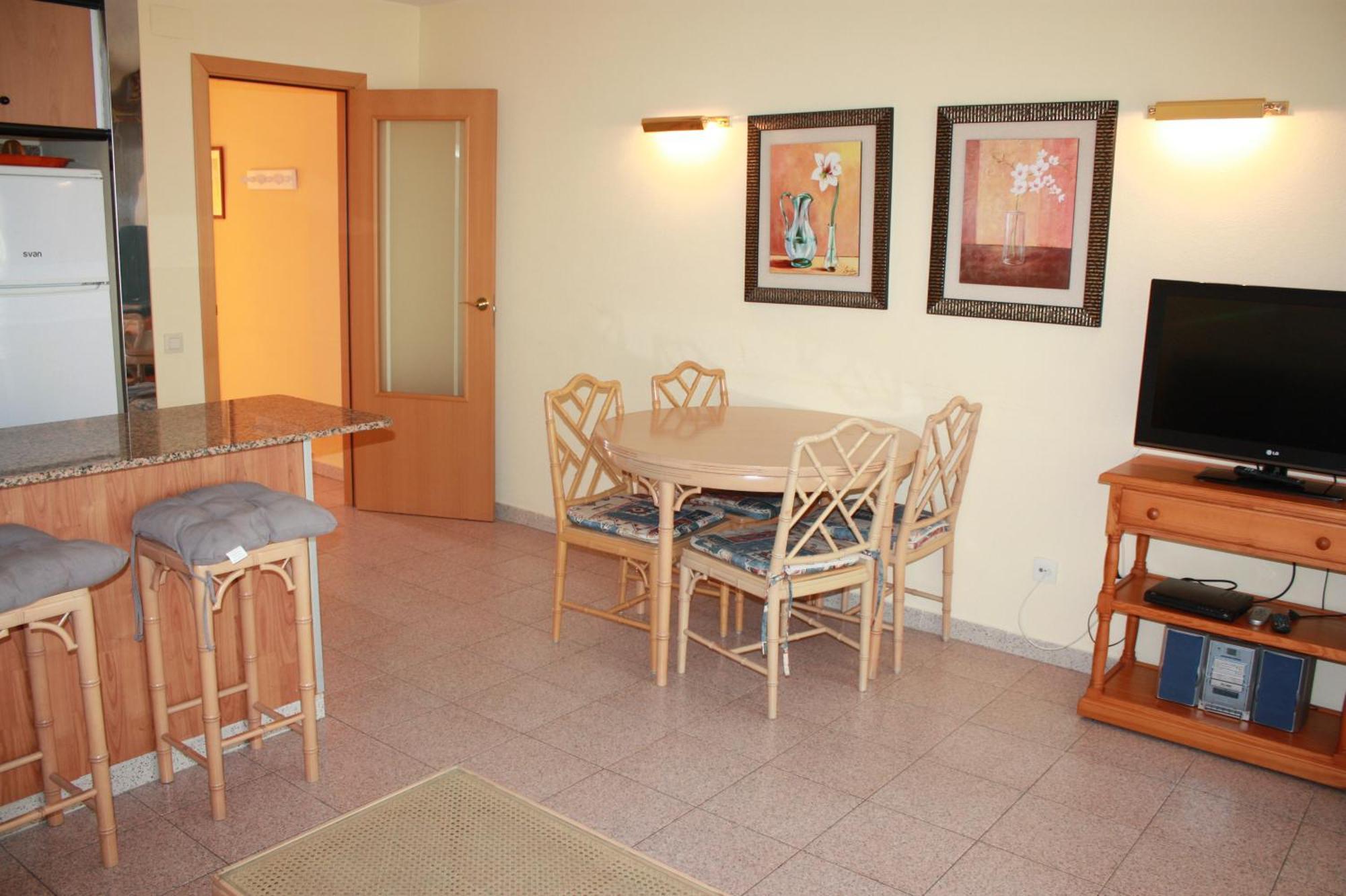 Apartamentos Aventura Салоу Екстериор снимка