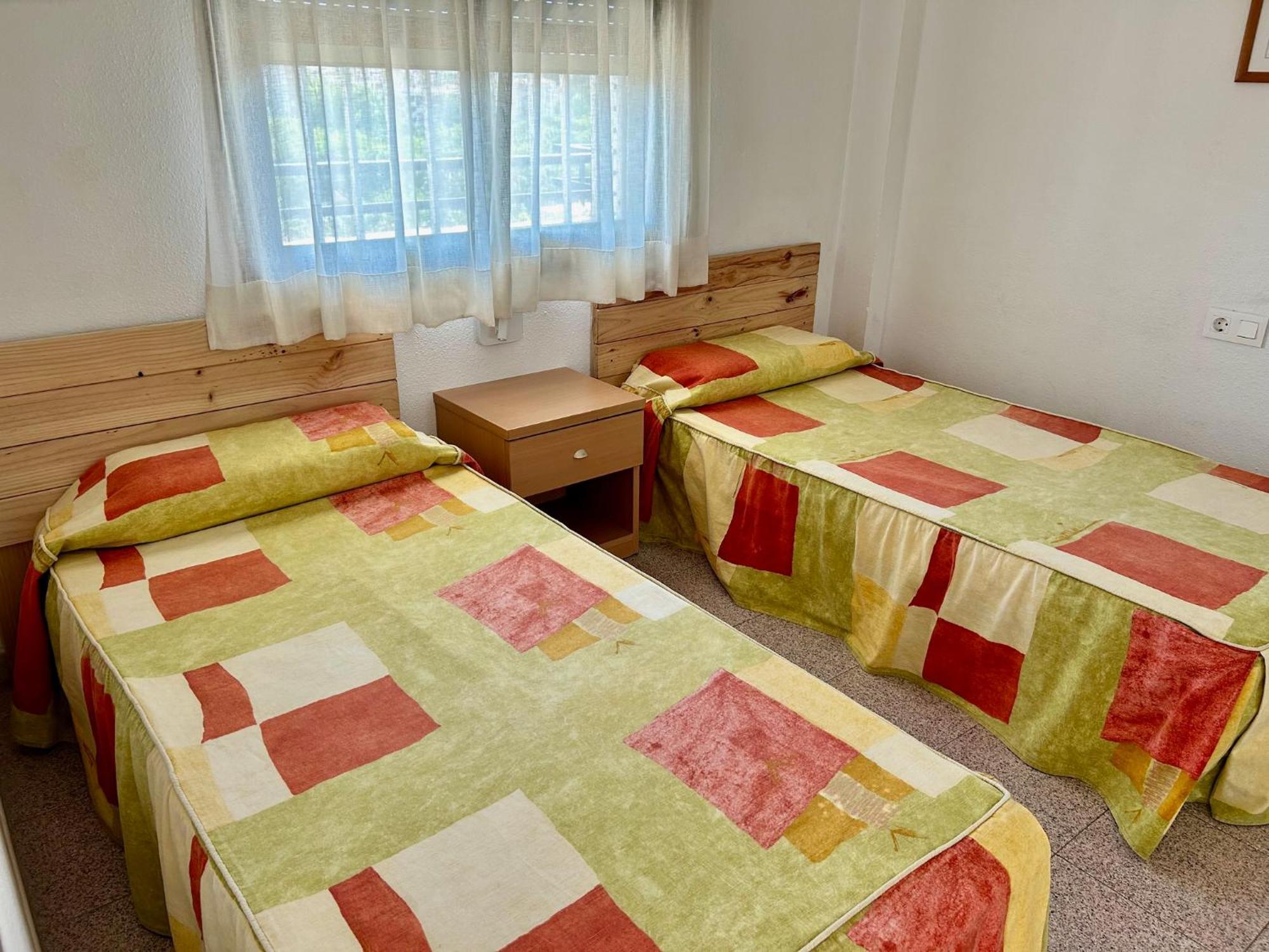 Apartamentos Aventura Салоу Екстериор снимка